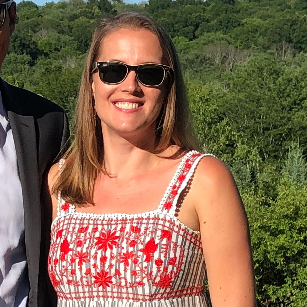 Meet your Posher, Sara